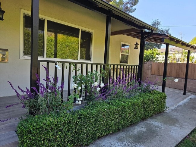 Foto del edificio - 11536 Cumpston St