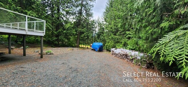 Building Photo - 7513 Rockwell Dr