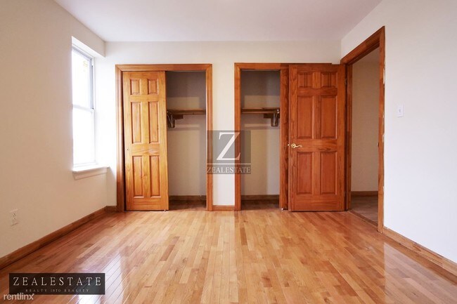 Building Photo - 2 br, 1 bath Apartment - 32 Jackson Pl 2