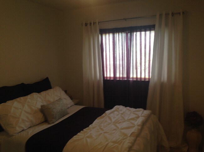 Foto del edificio - 6928 Ashbrook