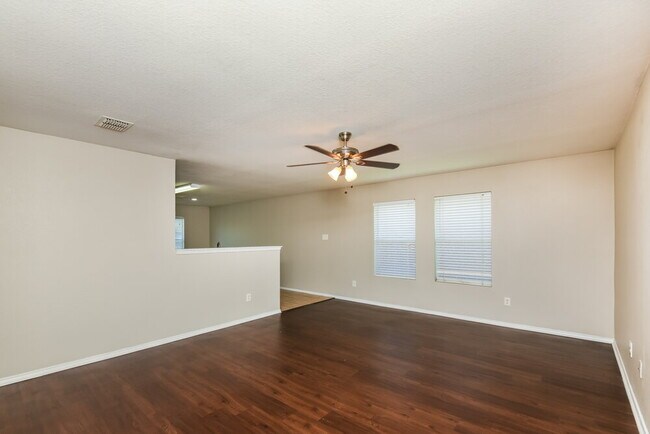 Building Photo - 1508 Queens Brook Ln