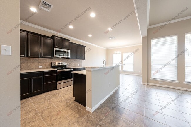 Building Photo - 10206 Eaglefire Dr