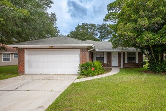 Building Photo - 12449 Long Lake Dr N