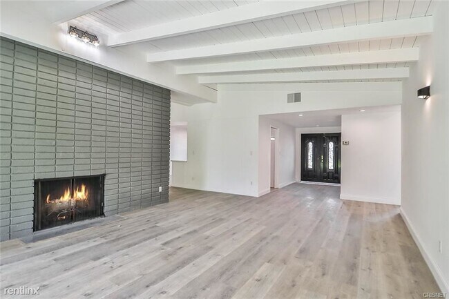 Building Photo - 4 br, 2 bath House - 23540 Kivik St