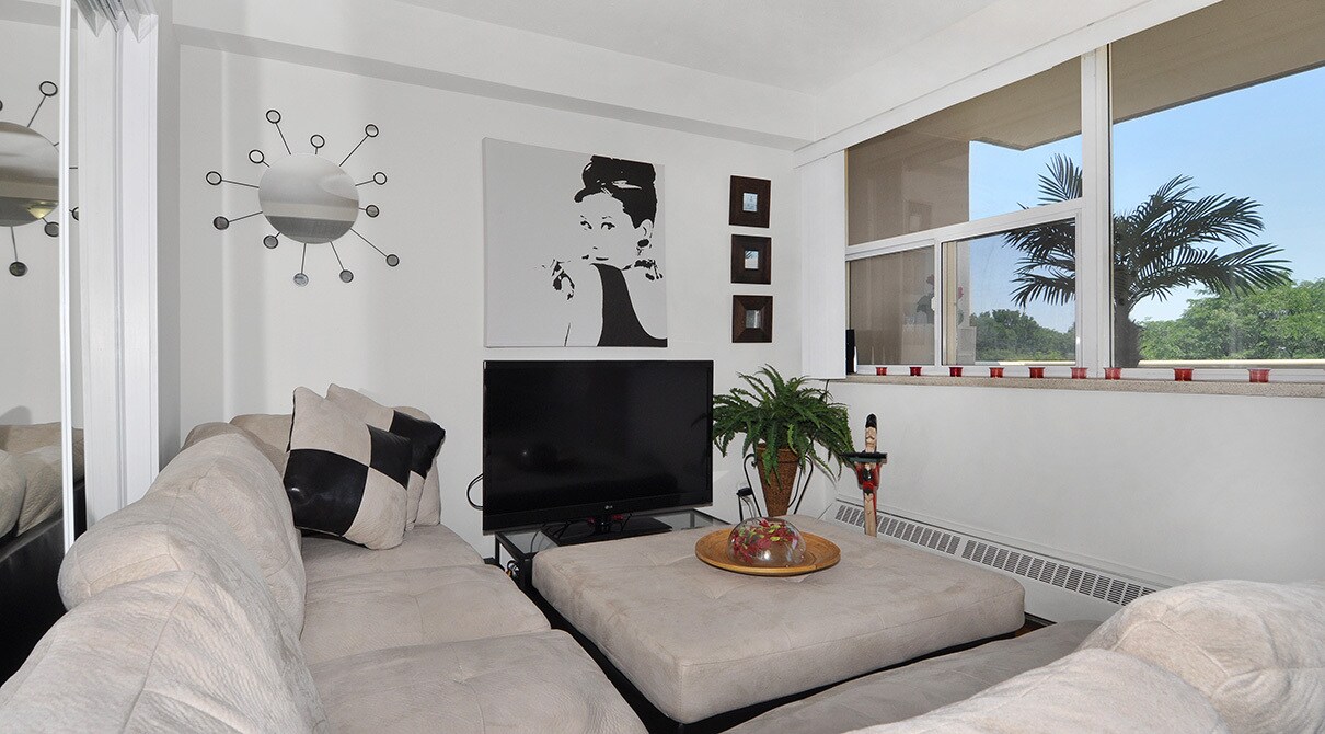 Photo du bâtiment - Central Park Place (B)