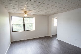 Building Photo - 1715 NW Marshall St
