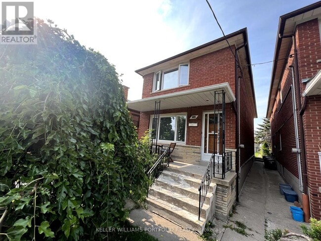 Building Photo - 232 Ryding Ave