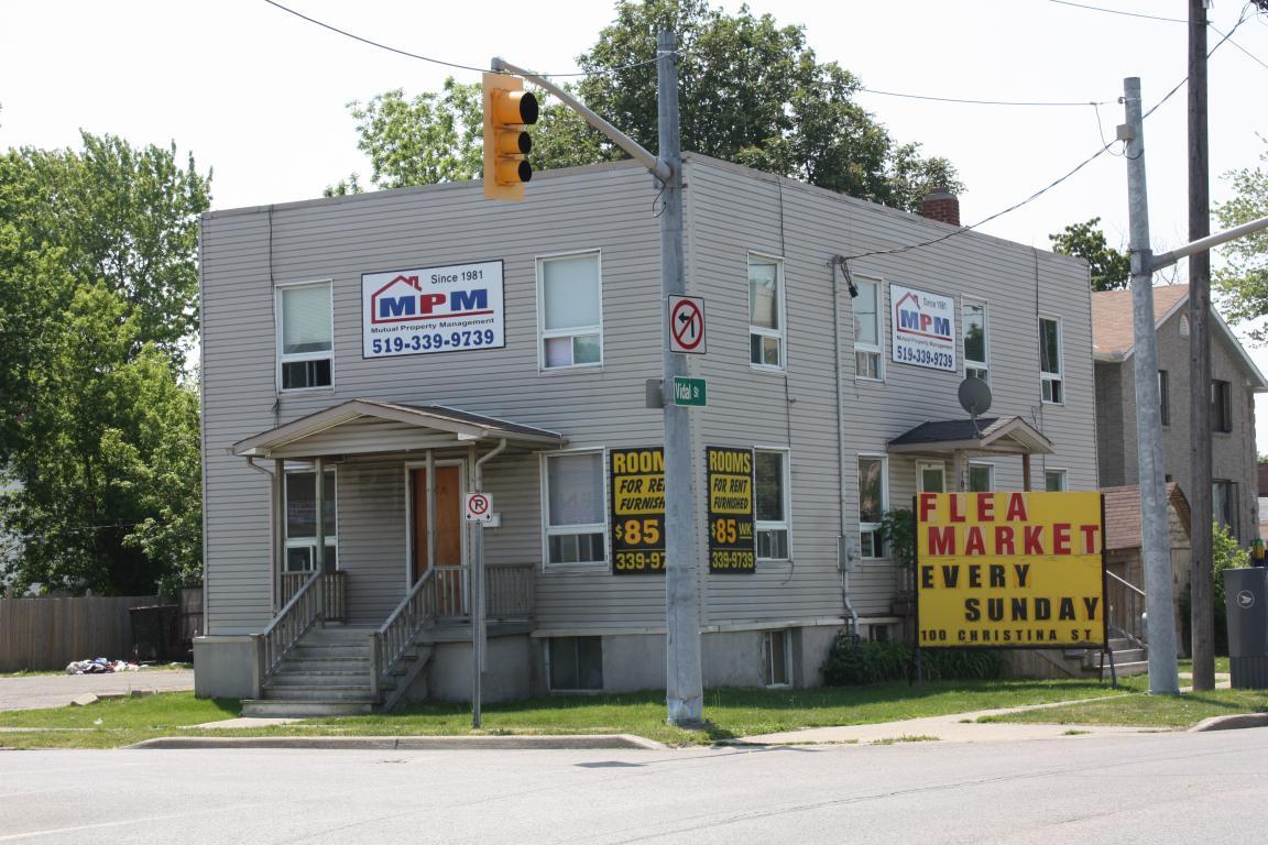 Photo principale - 104 Vidal St S