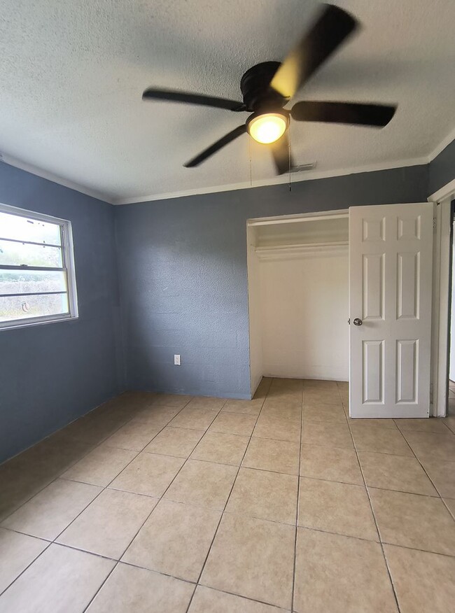 Building Photo - Newly Renovated 2-Bedroom Home for Rent in...