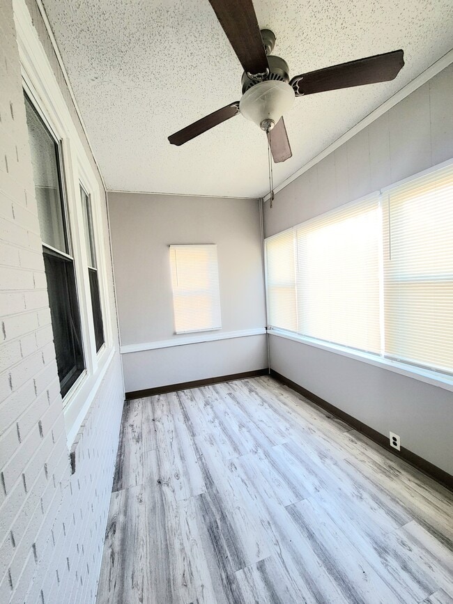 Foto del edificio - 602 Powell St