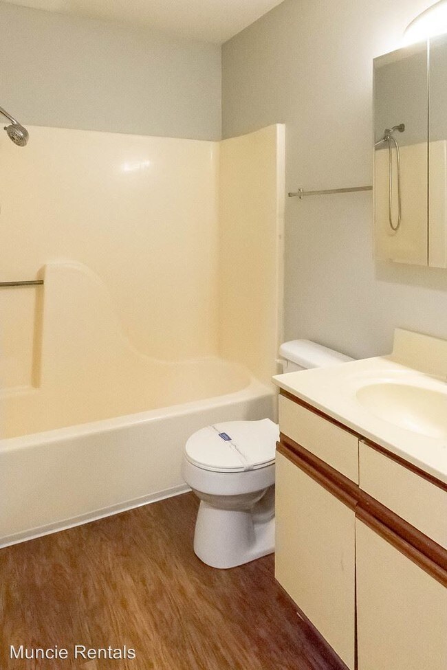 Foto del edificio - 3 br, 2 bath Apartment - 1001 W Wayne