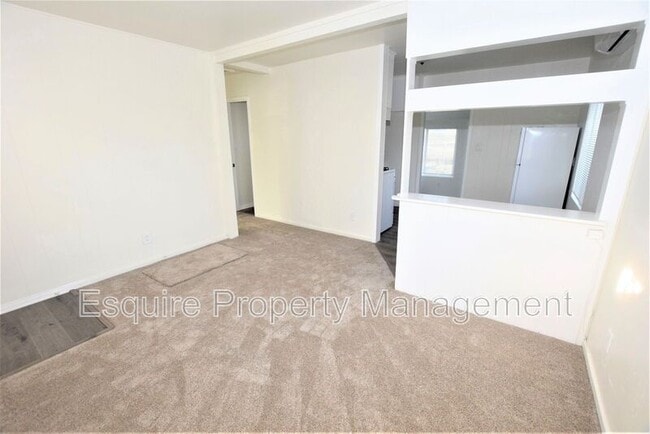 Foto del edificio - 10745 Ternez Dr