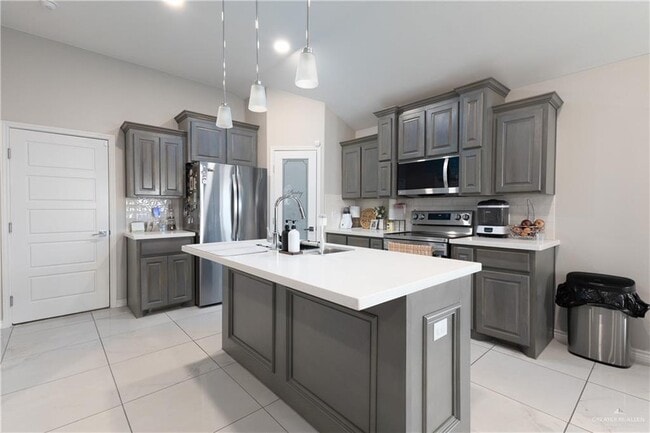 Foto del edificio - 12 N 26th Dr