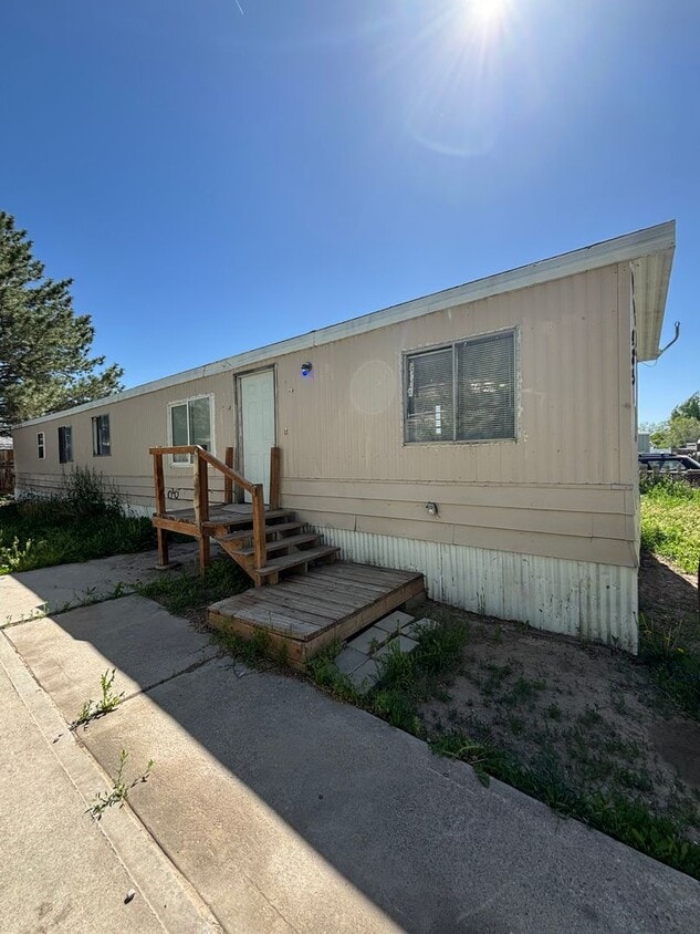 Primary Photo - 3 Bedroom 2 Bathroom