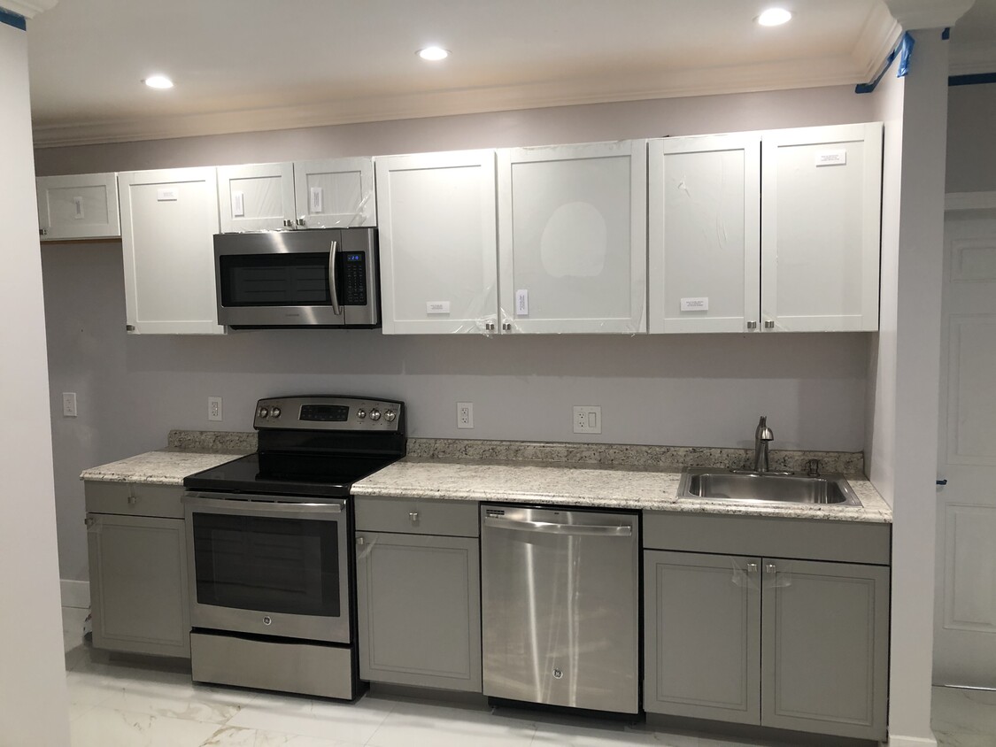 Primary Photo - 9465 SW 170th Pl