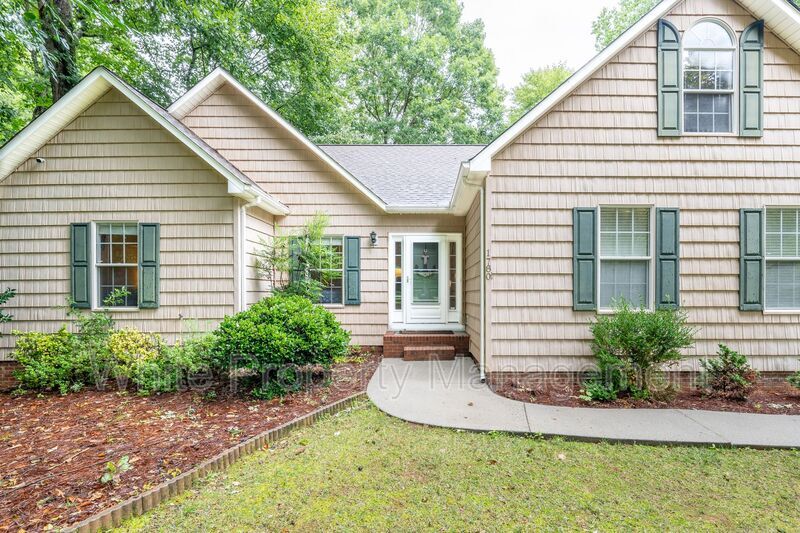 Primary Photo - 1780 Sherwood Ct