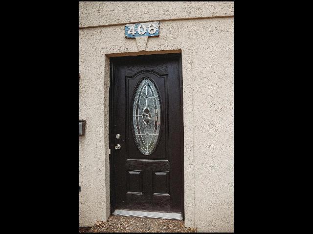 Foto del edificio - 408 W 4th St