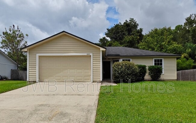 Building Photo - 1600 Twin Oak Dr W