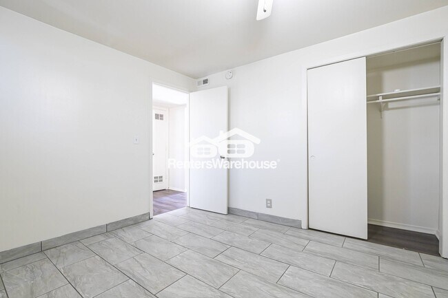 Foto del edificio - 4832 NW Homestead Terrace