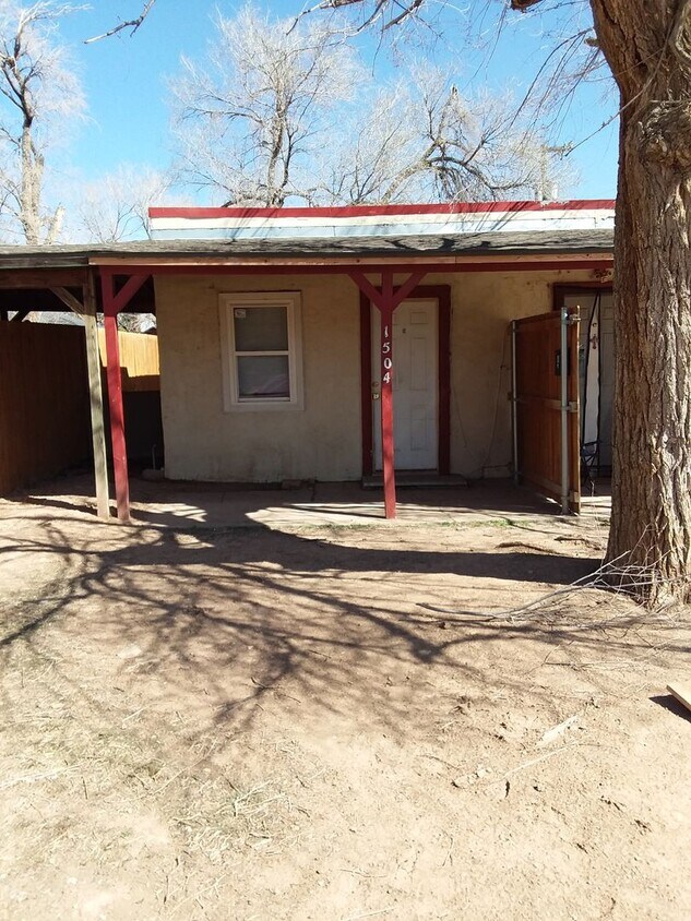Building Photo - 1504 Line Avenue