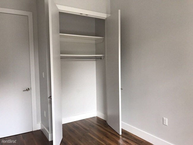 Foto del edificio - 408 Utica Ave