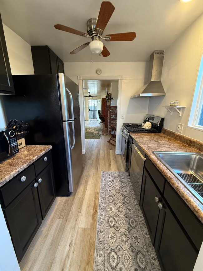 Building Photo - 1388 Siwanoy Dr