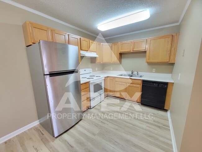 Foto del edificio - MOVE-IN SPECIAL, $1 RENT!! - Nice 3 Bd | 2...