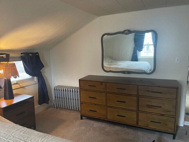 dormitorio de la reina - 123 Huguenot St