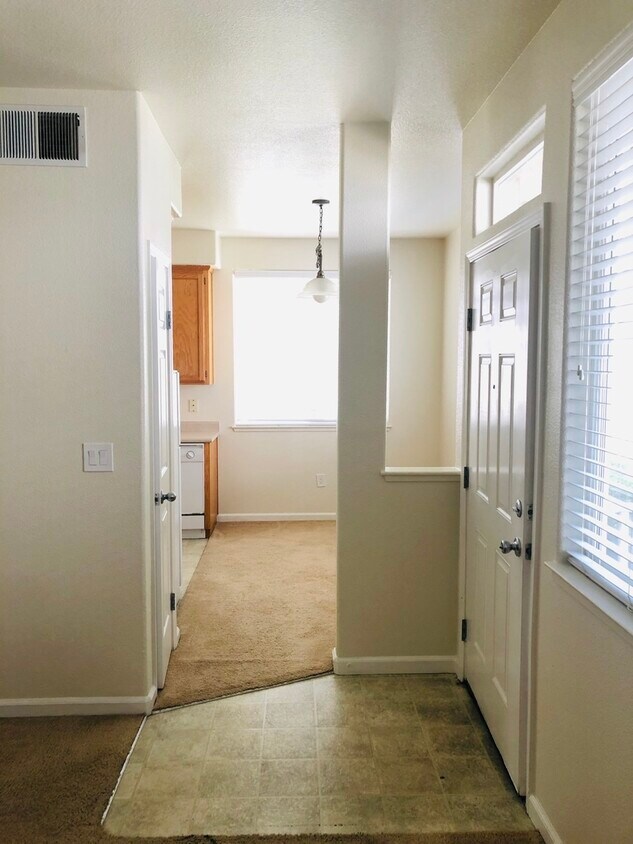 Foto principal - 1016 Prospect Ave