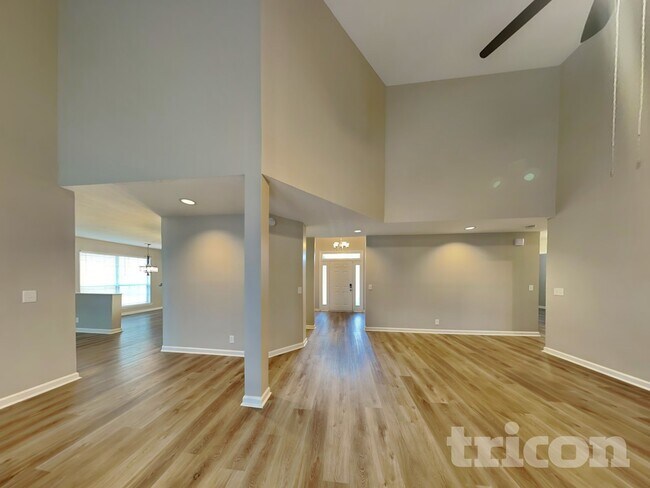 Foto del edificio - 2745 Call Hill Rd