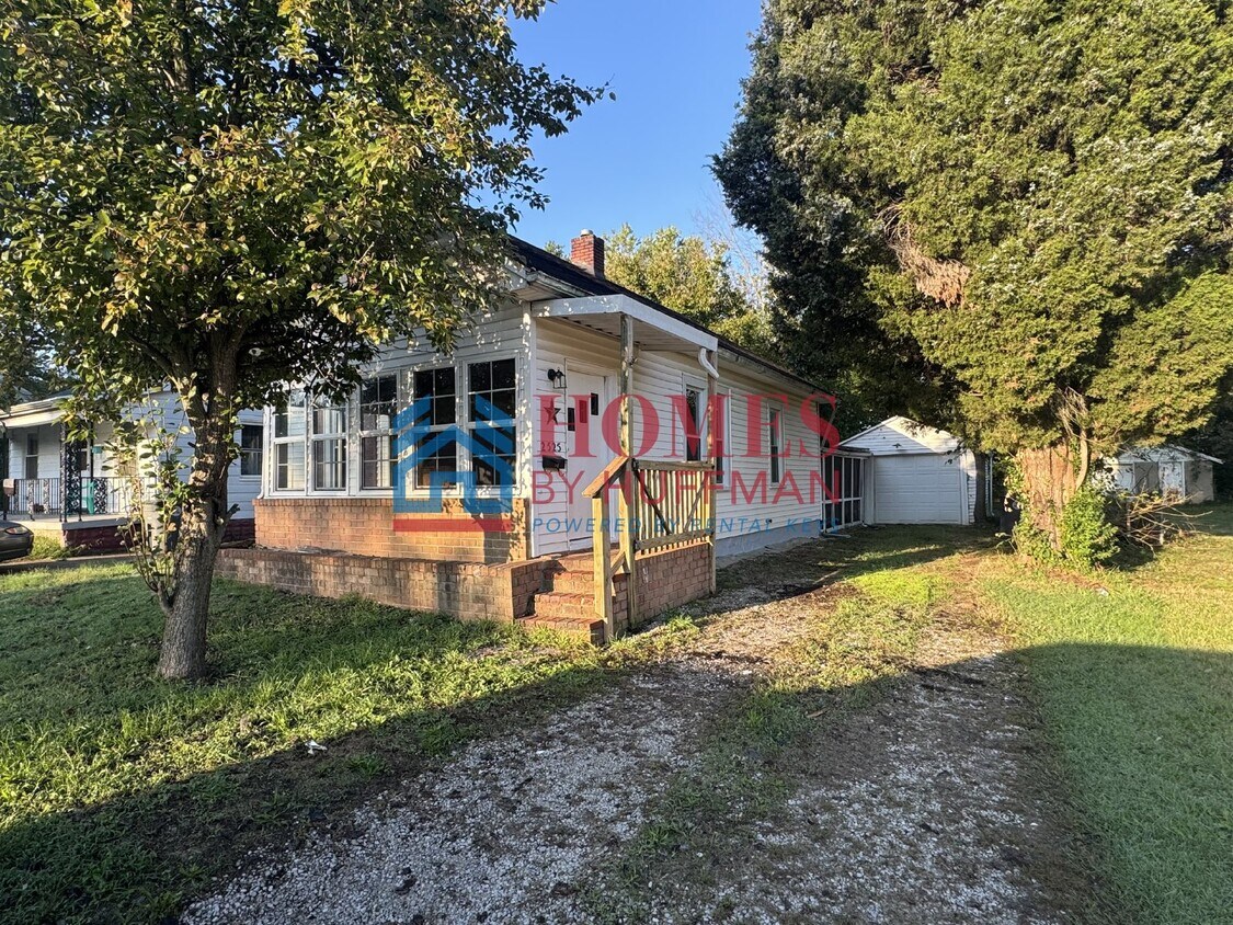 Foto principal - Two Bedroom | Garage | Move In Ready