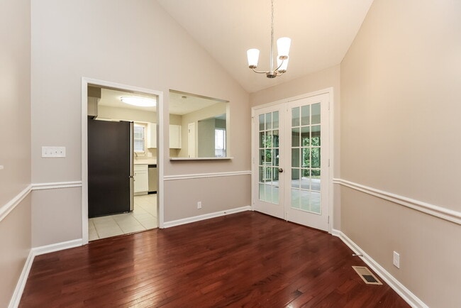 Building Photo - 129 Agee Cir E