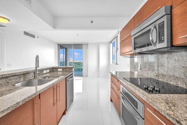 Foto principal - 2641 N Flamingo Rd