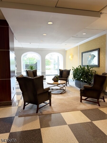 Foto del edificio - 2100 Linwood Ave