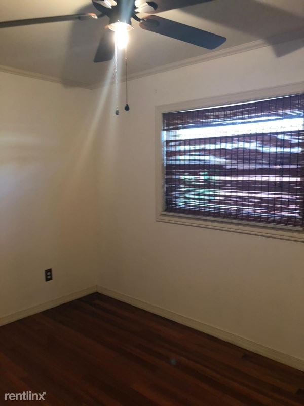 Building Photo - 3 br, 1.5 bath House - 1840 Taylor ave