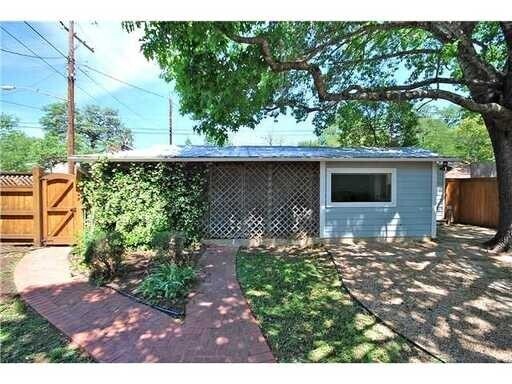 Foto del edificio - 1114 W 22nd St