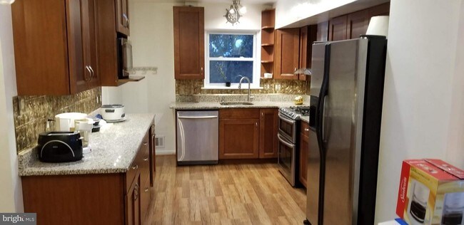 Building Photo - 5110 Bangor Dr