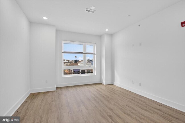 Foto del edificio - 2331 E York St