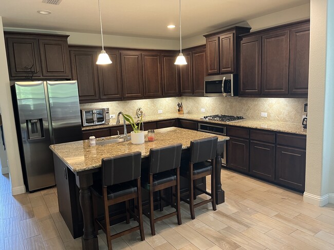Kitchen - 136 Peace Pl