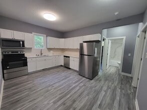 Building Photo - 2406 Woodland Ave