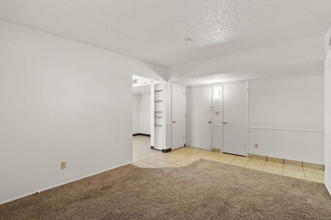 Foto del edificio - 5440 Viceroy Dr