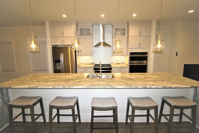 Photo - Elegant 3 Bedroom 2 Full 2 Half Bath Townhome in Ashburn