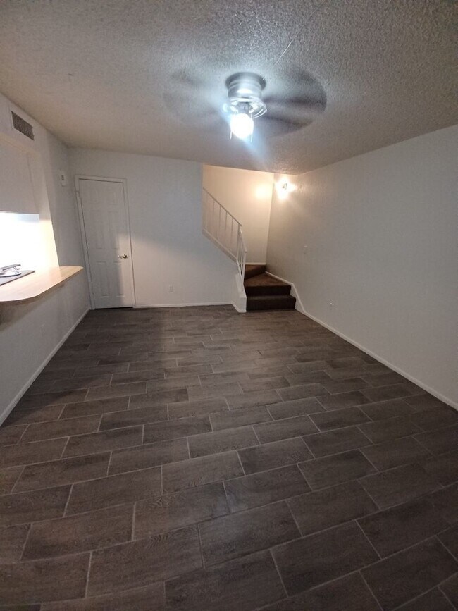 Foto del edificio - Town House in Hall Craft Villas