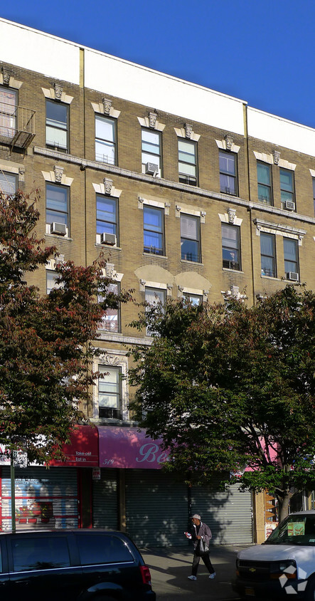 Edificio - 547 Malcolm X Blvd