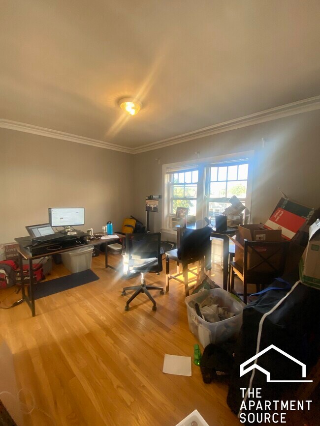 Foto del edificio - 3116 W Sunnyside Ave