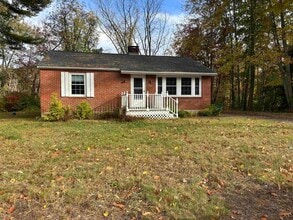 Building Photo - 280 Sagamore Rd