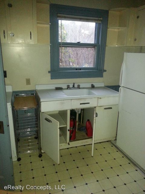 Foto del edificio - 2448 Jefferson Ave