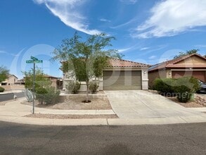 Building Photo - 4801 E Chickweed Dr
