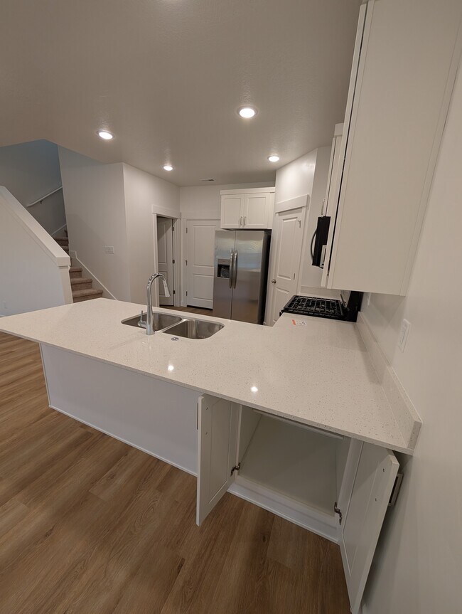 Foto del edificio - 258 W 925 N