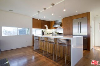 Foto del edificio - 1046 6th Ave